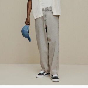BRAND NEW H&M baggy jeans in denim beige